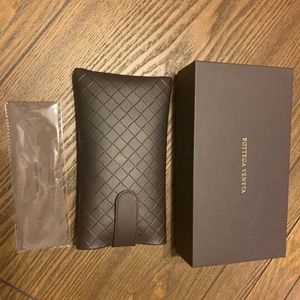 Bottega Veneta woven leather cellphone case